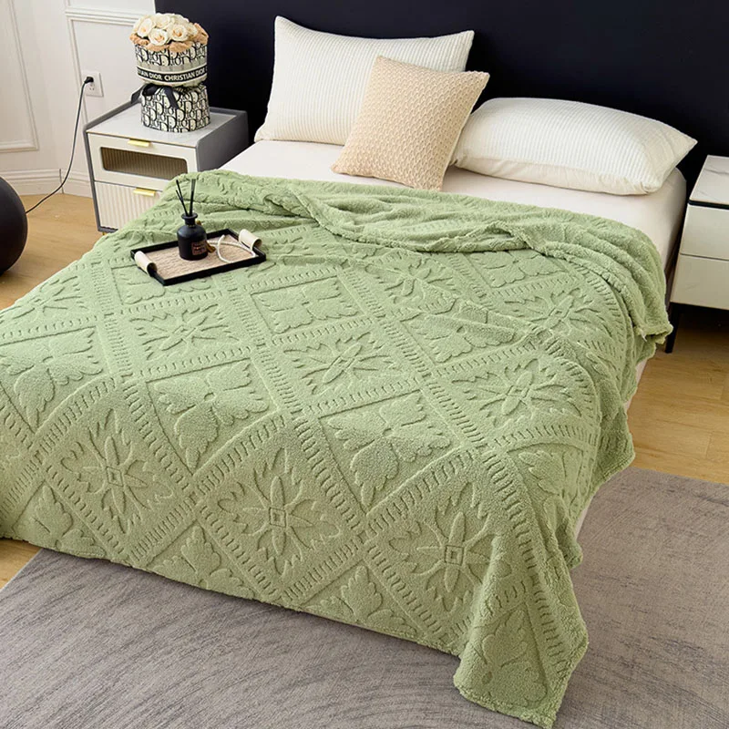 Taffeta Velvet Solid Jacquard Blanket Warm Skin-Friendly Coral Fleece Blanket Multi Functional Sofa Cover for Office Napping