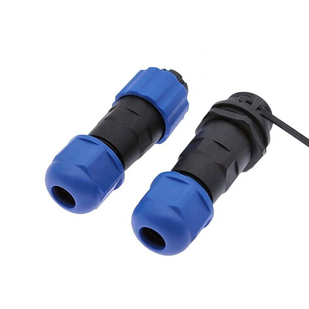 Robust SP13 IP68 Aviation Connector with 2 7 Pins Inline Socket for Use in Outdoor Lighting and Data Cable Systems
