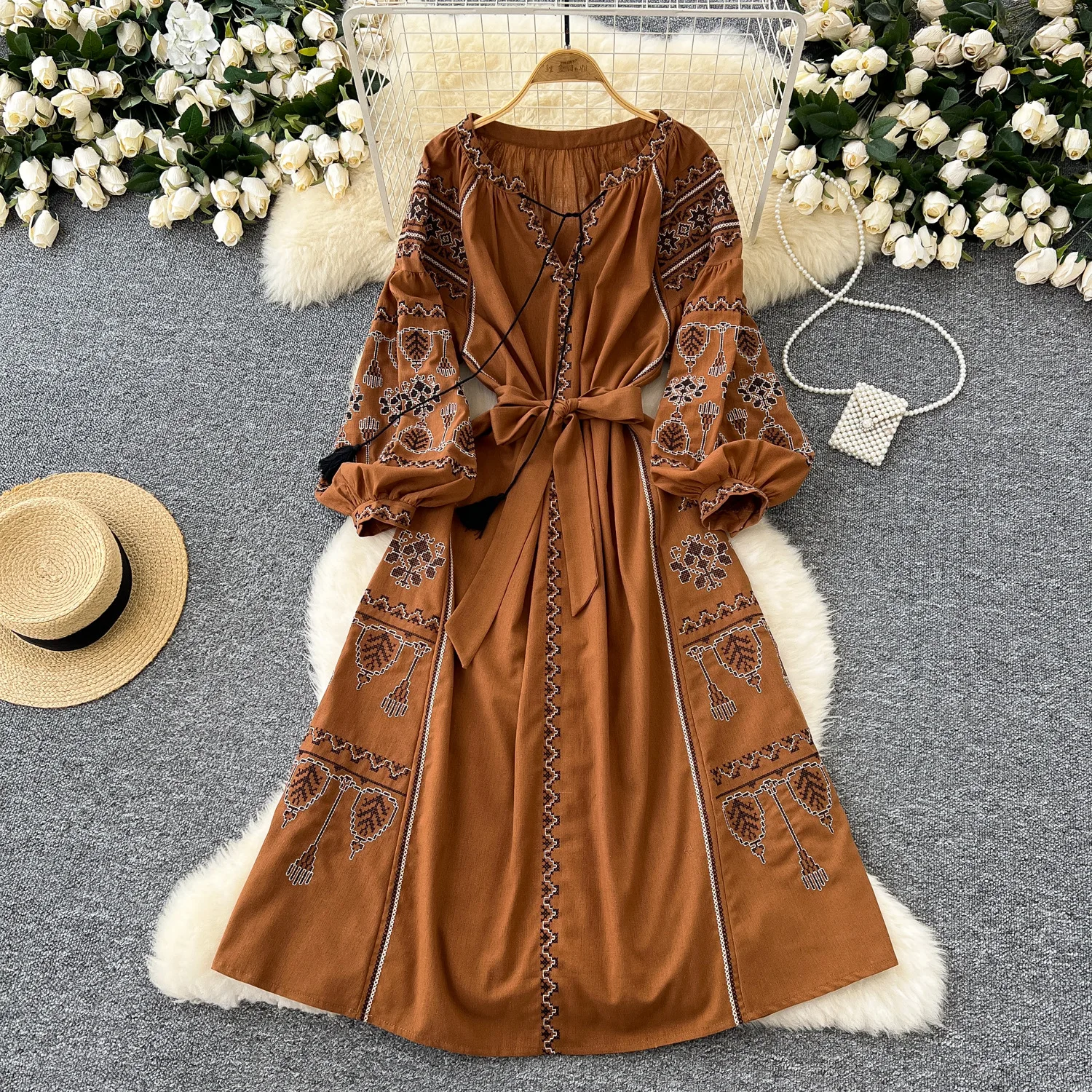 Bohemian Retro Ethnic Embroidered Dress Women's Spring Tassel V-Neck Lantern Sleeves Belt Waist Midi Dress Boho Beach Vestidos