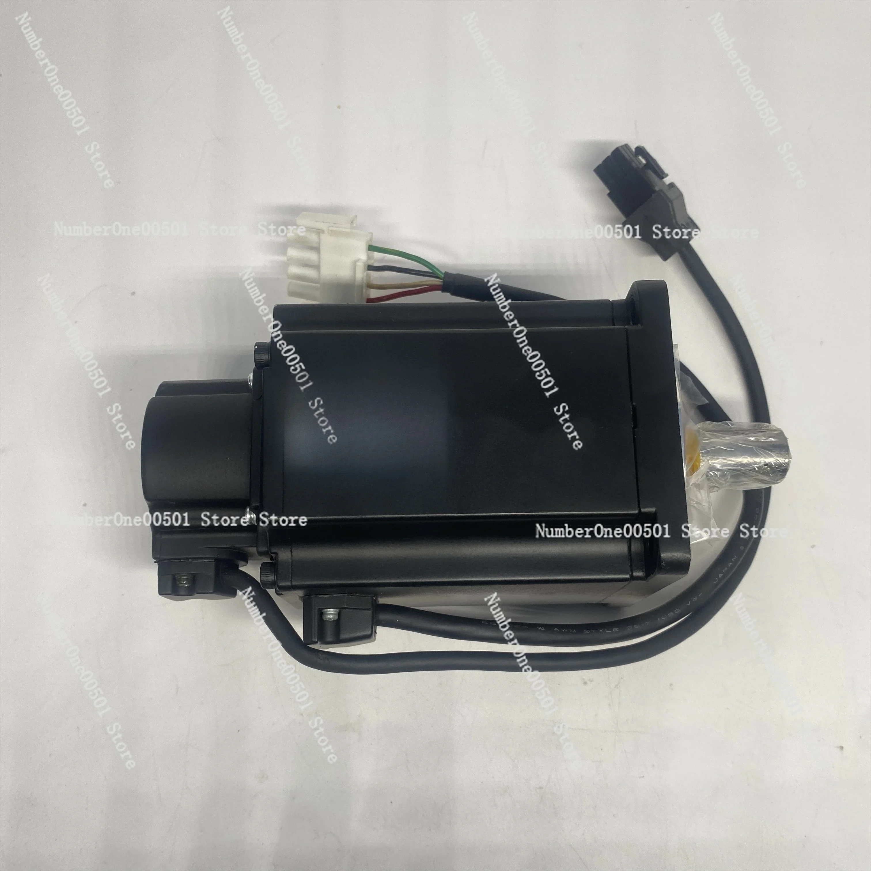 GYS751DC1 SA GYS751DC2 T2C Servo Motor High Precision Closed Loop Industrial CNC Servo Motor -095