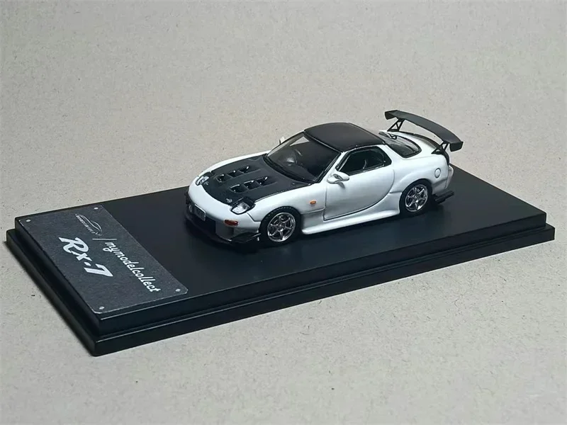 Model Collect MC 1:64 RX-7 (FD3S) carbon cap Diecast Model Car