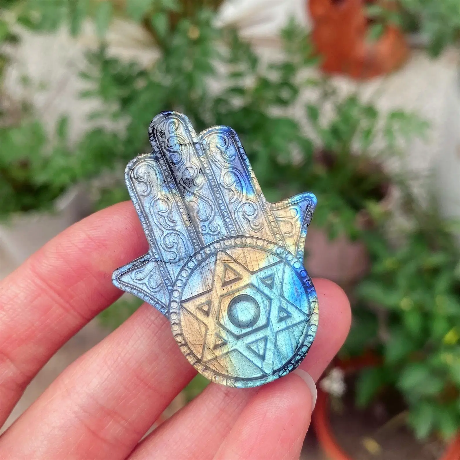 Labradorite All-Seeing Eye Hand Carving: Natural Crystal Healing Stone
