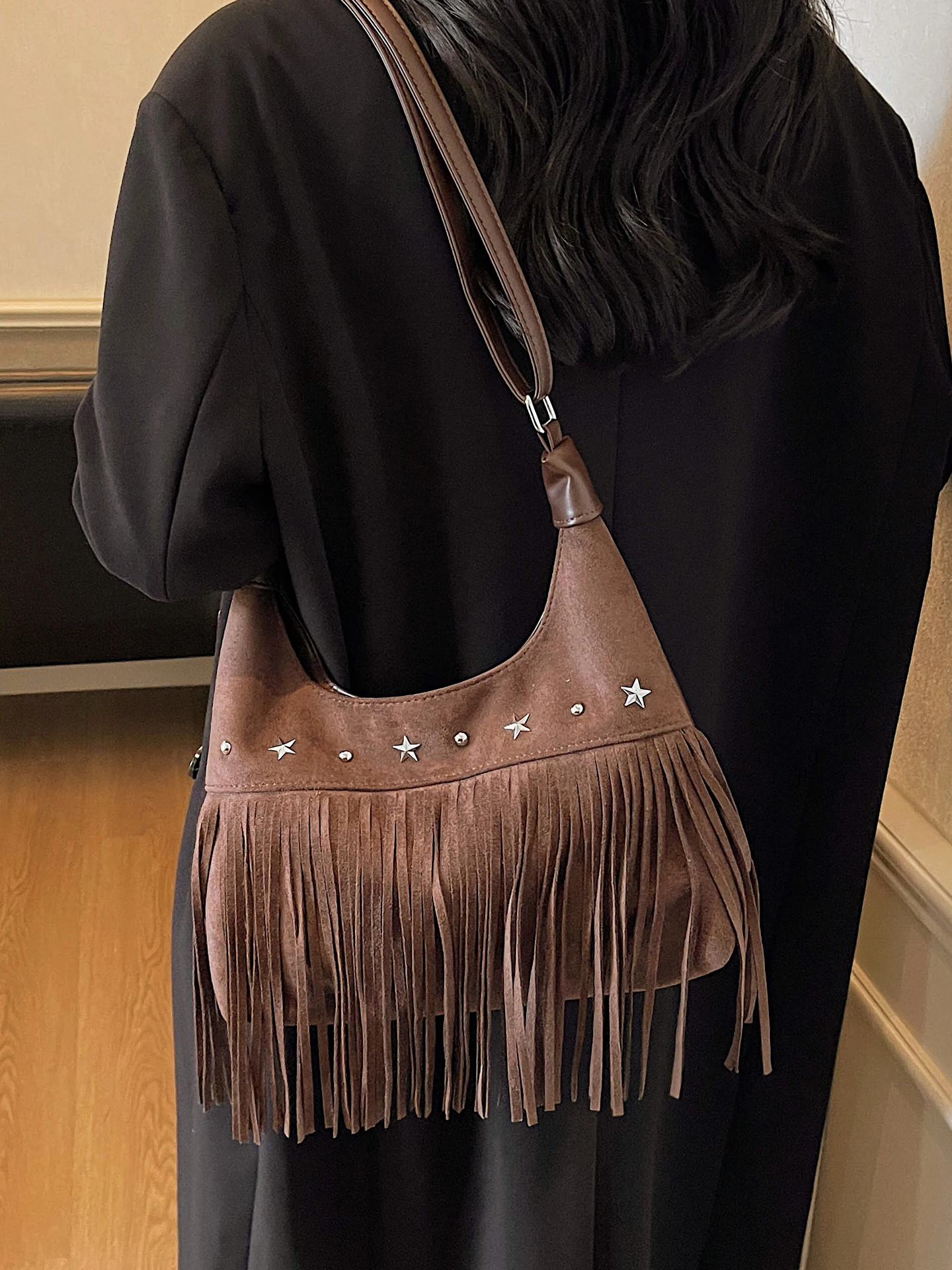 

Faionable Retro Matte Tassel Crossbody Bag Women's 2025 New Sle Casual Simple Sle Dumpling ape Handbag for Autumn Winter