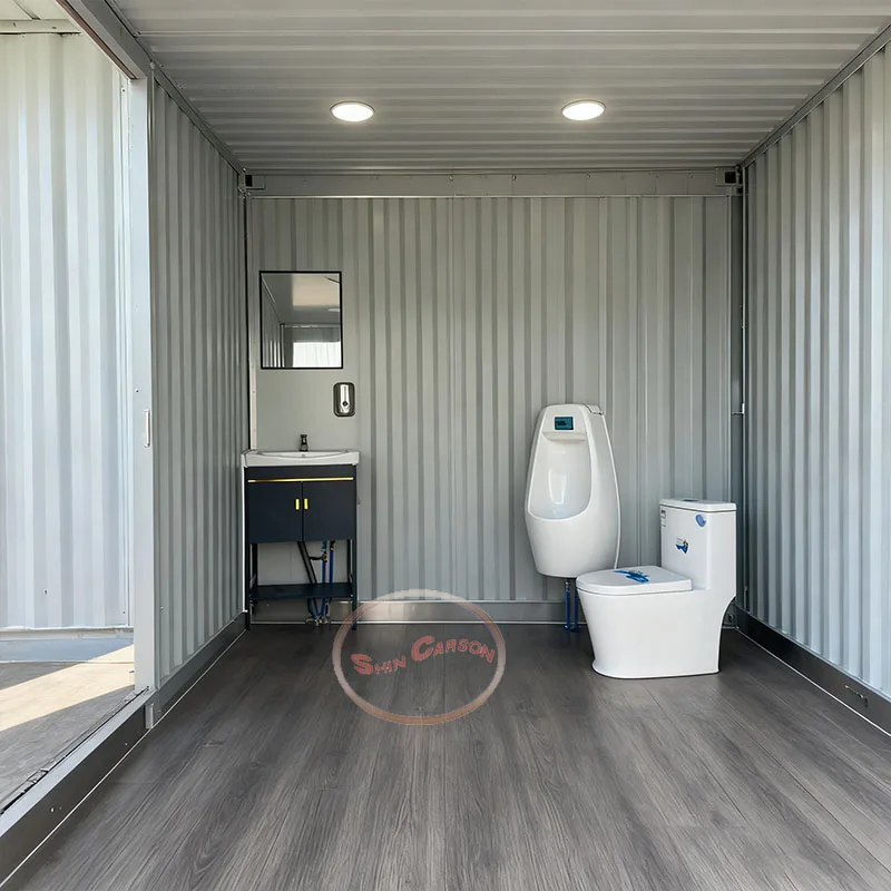 Rimorchio per WC mobile da esterno Design portatile a due scomparti Soluzione sanitaria trainabile dall'aspetto semplice bianco grigio