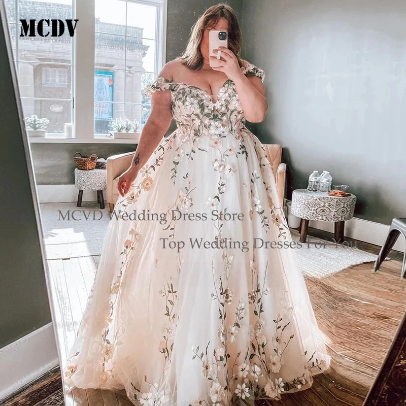 #45 Womens Plus Size Wedding Dresses List of Top Picks