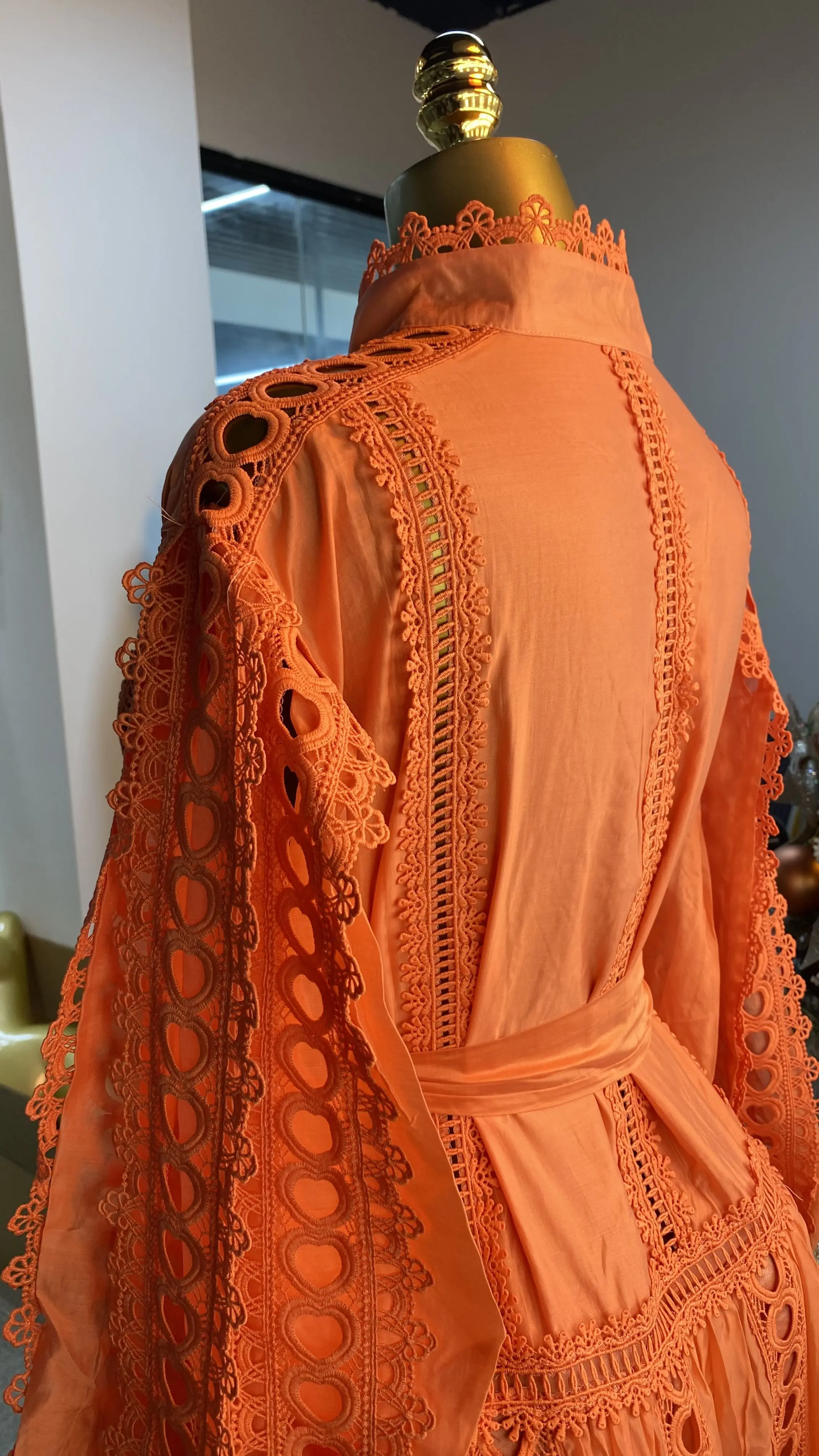 Abito all'uncinetto scavato in stile retrò, abito da donna con maniche a sbuffo a maniche lunghe e patchwork in pizzo con scollo a O-collo-GZXX131