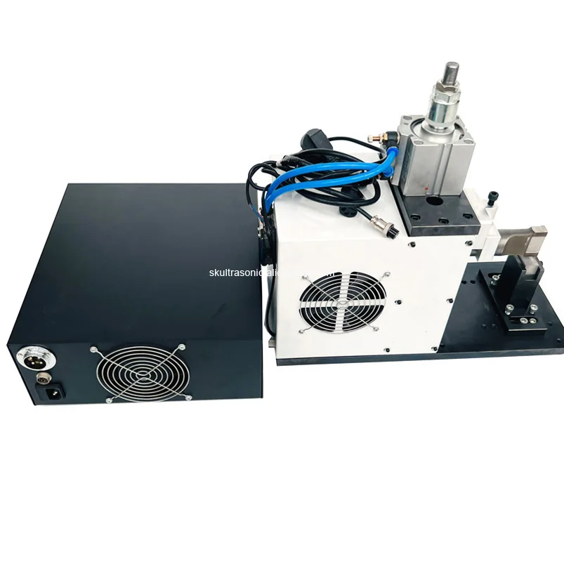 3000W Ultrasonic Welding Machine For Welding Stacked Electrode Sheets Copper and Aluminum Tabs For Pouch Cells Making