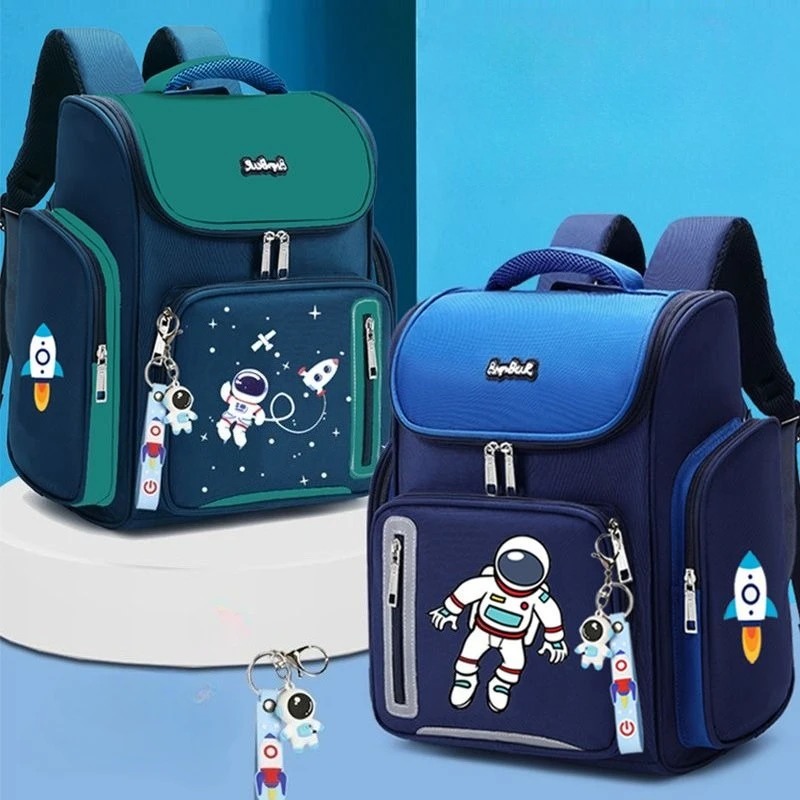 New Large Cartoon School Bags Children Boys Backpacks in Kindergarten Boy Student Book Bag Kids Large Primary Schoolbag
