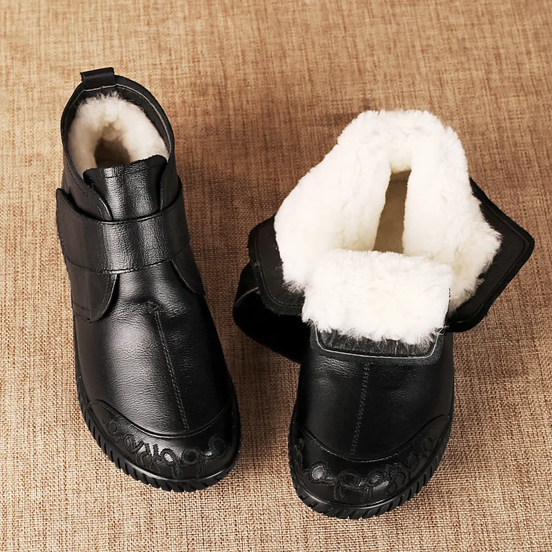 Thick fur warm ankle boots for elderly women split leather winter plush grandma short booties non-slip wool boot female 2024 new