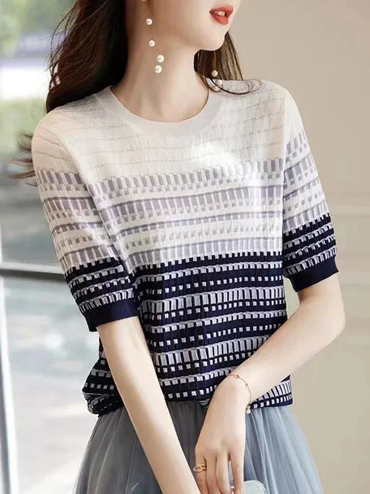 

Summer Korean Fashion Classic Gradient Design Jacquard Female Checkered Top New Women's Round Neck Thin Short Sleeve Knitted Top