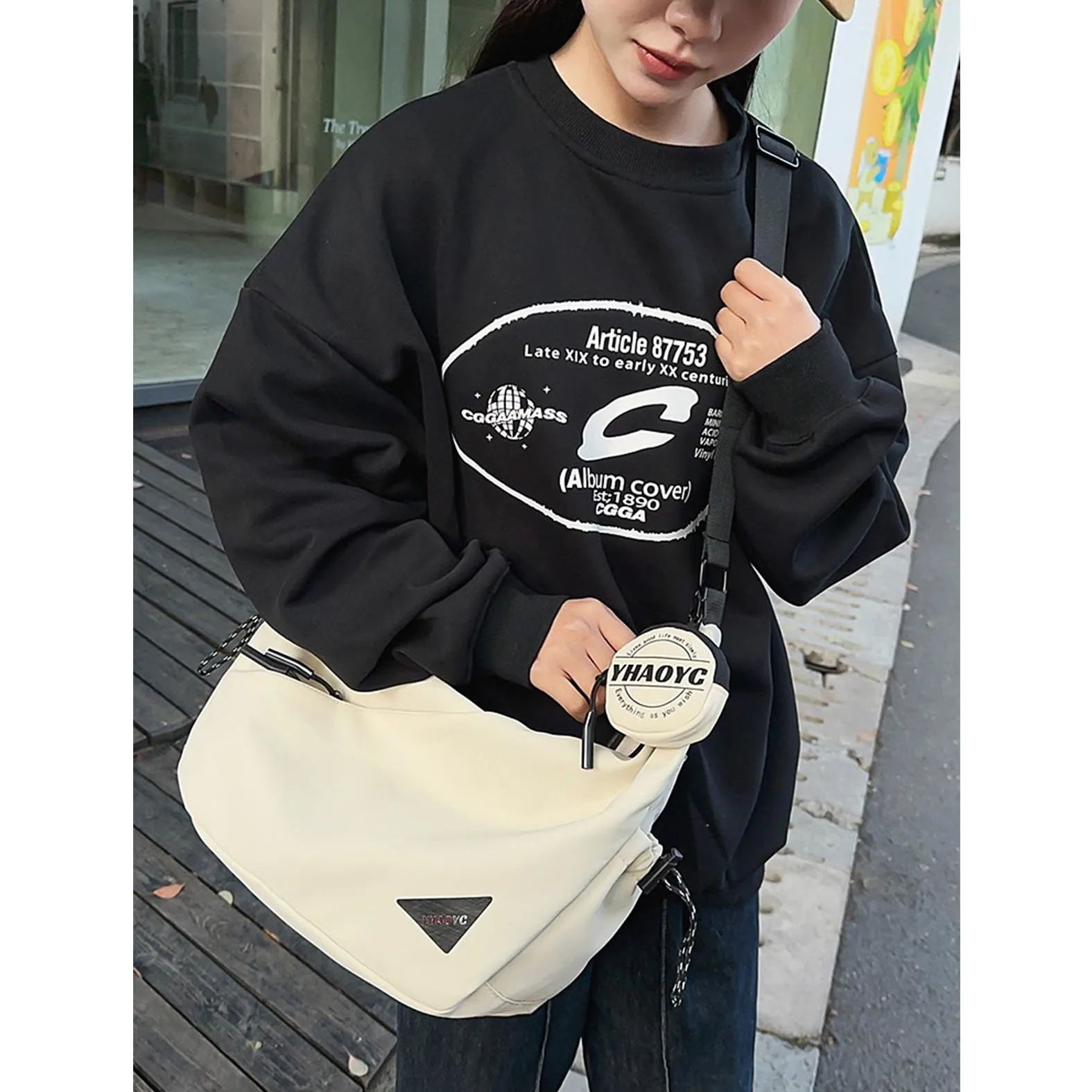 

Fashion large capacity versatile crossbody bag 2025 new spring and summer fabric bag couple single shoulder sports dumpling bag