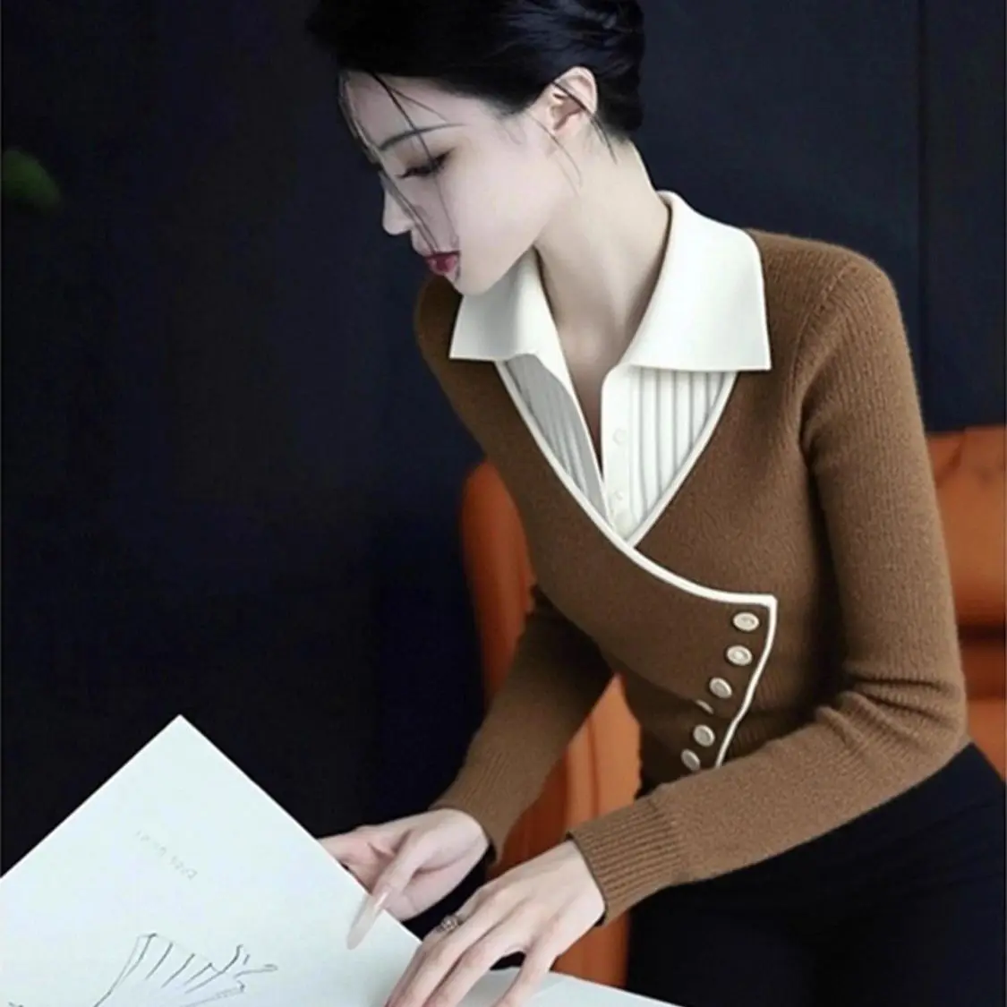 

Khaki Fake Two-Piece Lapel Waist Sweater Women's Spring And Autumn Lazy Temperament With Slim And Thin Knitted Top Lady Pullover