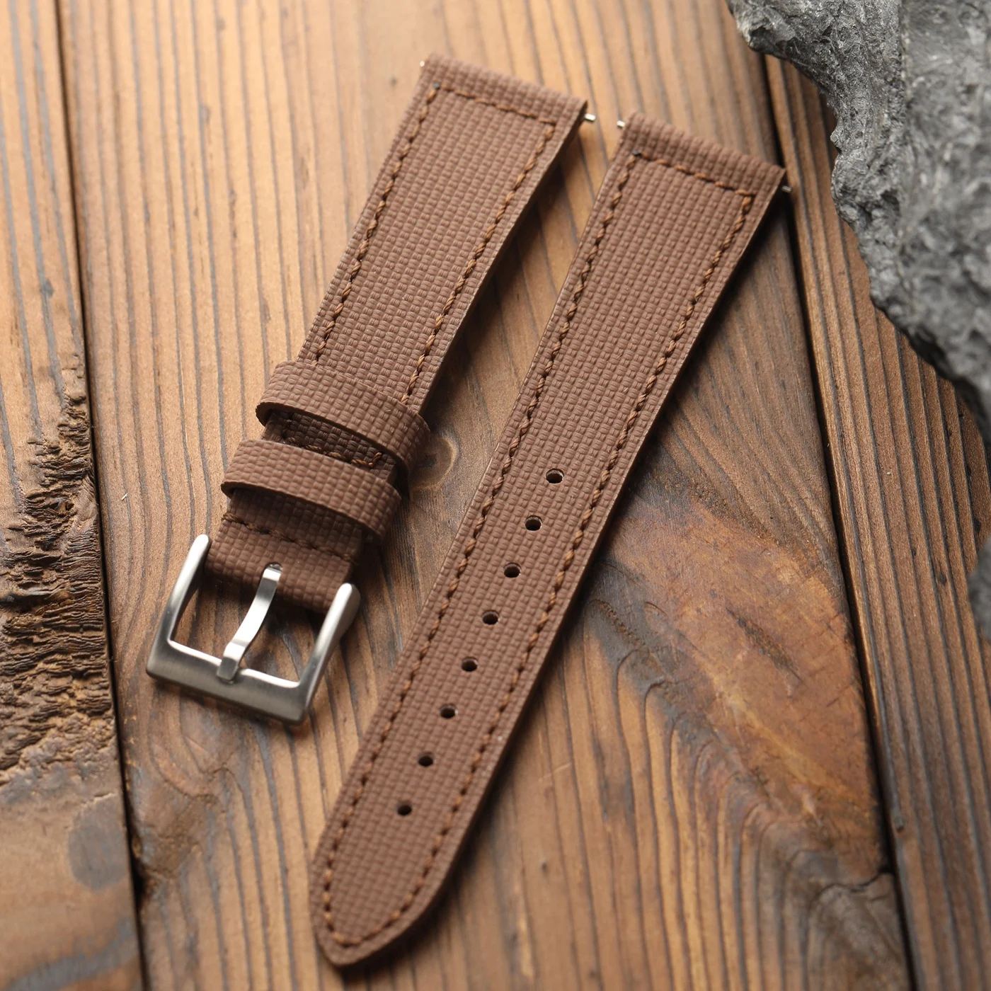 Handmade fluororubber watchband, compatible with genuine leather 18, 19, 20, 21, 22, 24MM, soft, brown, black, gray, blue, water