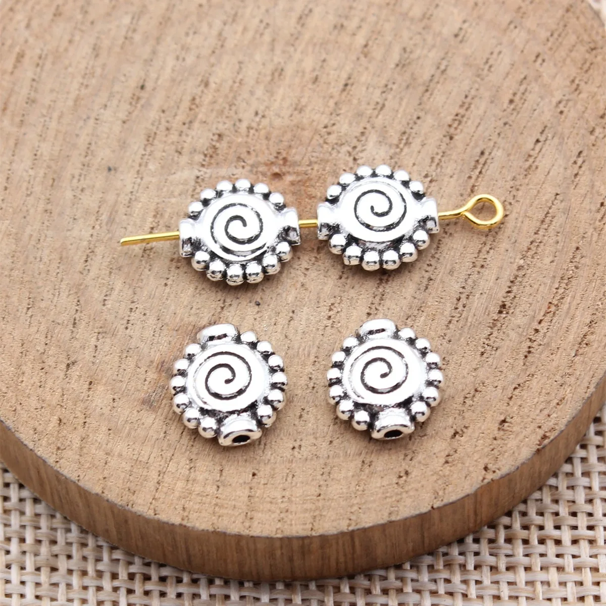 40pcs 10x10mm(0.39x0.39inch) Antique Silver Color Vortex Small Hole Beads DIY Jewelry Findings