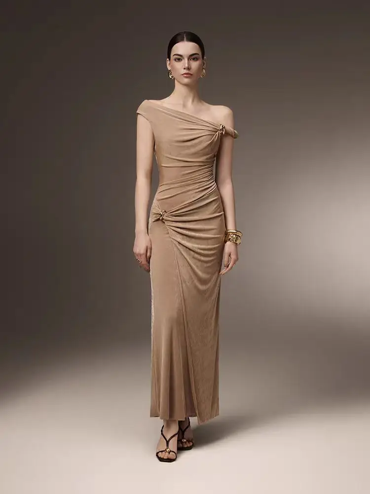 

Сексуальное длинное платье с наклонным воротником и металлической булавкой, женское длинное платье без рукавов с асимметричными плечами, тонкие платья, вечерние платья