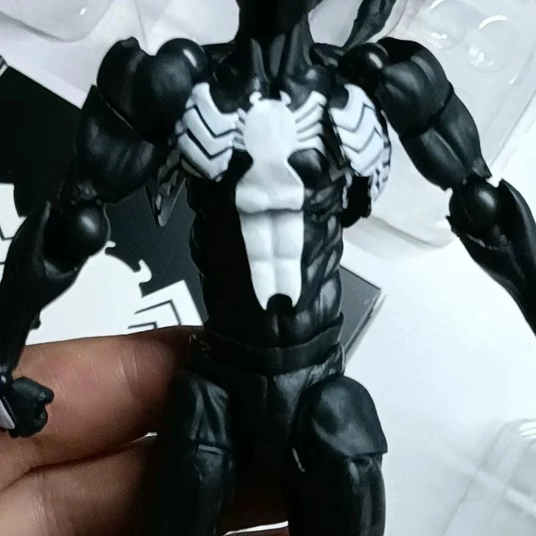 Spider Man Venom Symbiote Action Figure Movable Joints Collectible Model Desktop Decoration For Adult Hobby Display