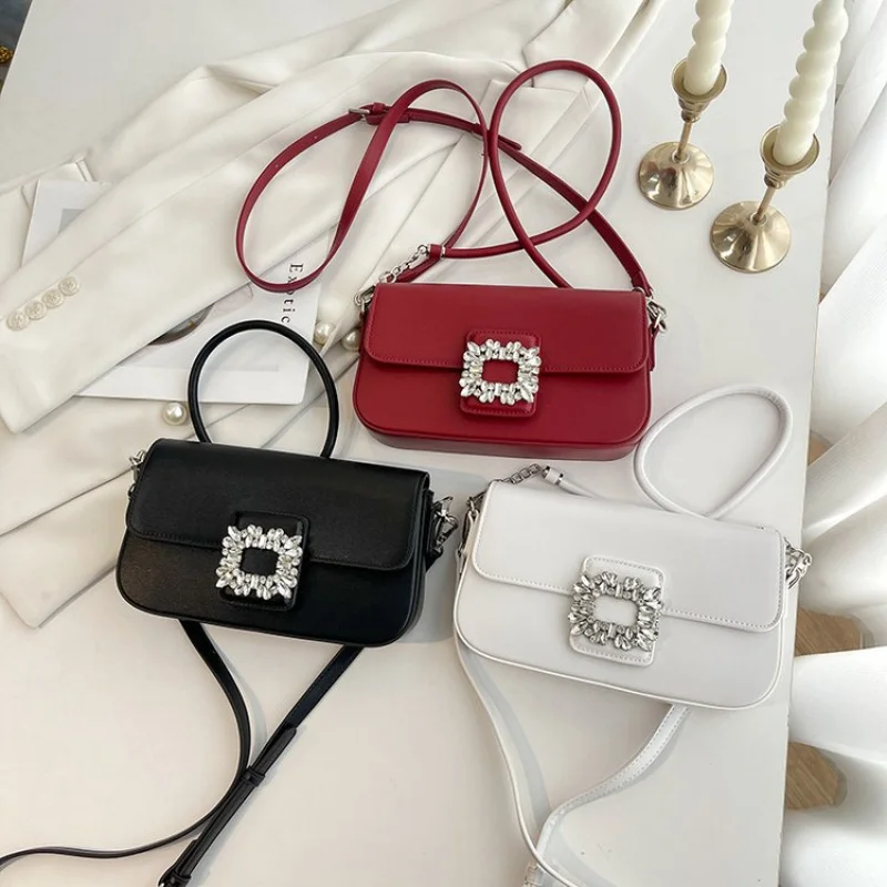 

Chic Women's Shoulder Bag Made Of Adder-Print Leather Featuring Trendy Tirana Neat Lightweight Daily Style​