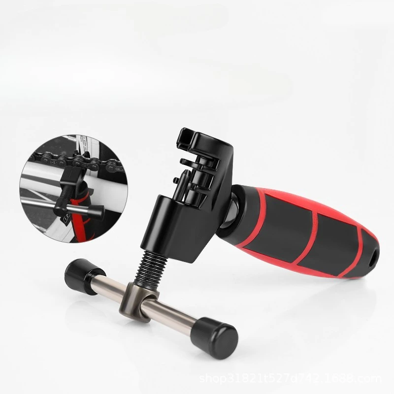 Mountain Bike Derailleur Chain Removal Tool Is Used for Chain Maintenance and Is Resistant To Bending Under Force
