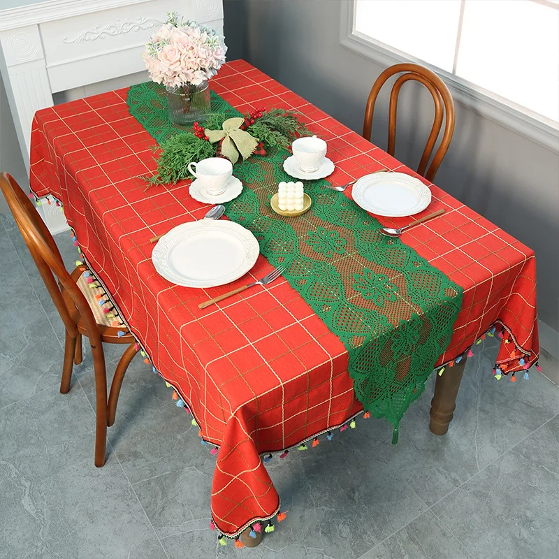 

Christmas Table Flag and Lace Woven Tablecloth Are Suitable for Decorating Holiday Parties Dining Tables Coffee Table Table Mat