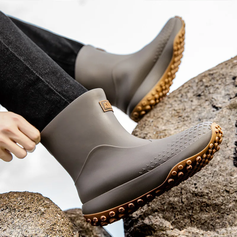 

Men's rainboots mid-calf style new fashion outdoor anti-slip water shoes lightweight waterproof rubber shoes overshoes