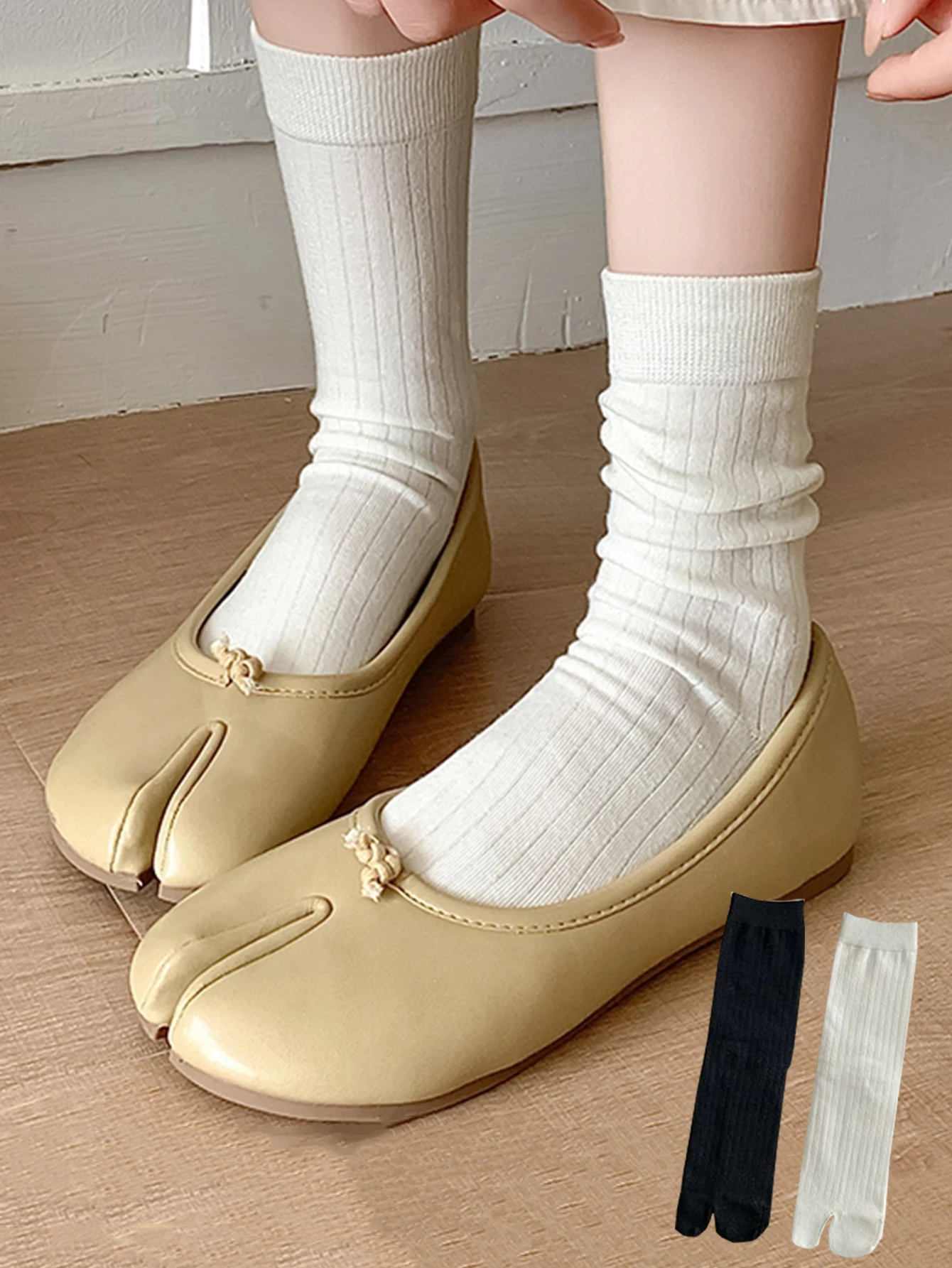 

New Fashion Two Toe Socks Men Women Harajuku Sweaty Deodorant Breathable Fashion Two Finger Sock Toe Separation SocksGreat For