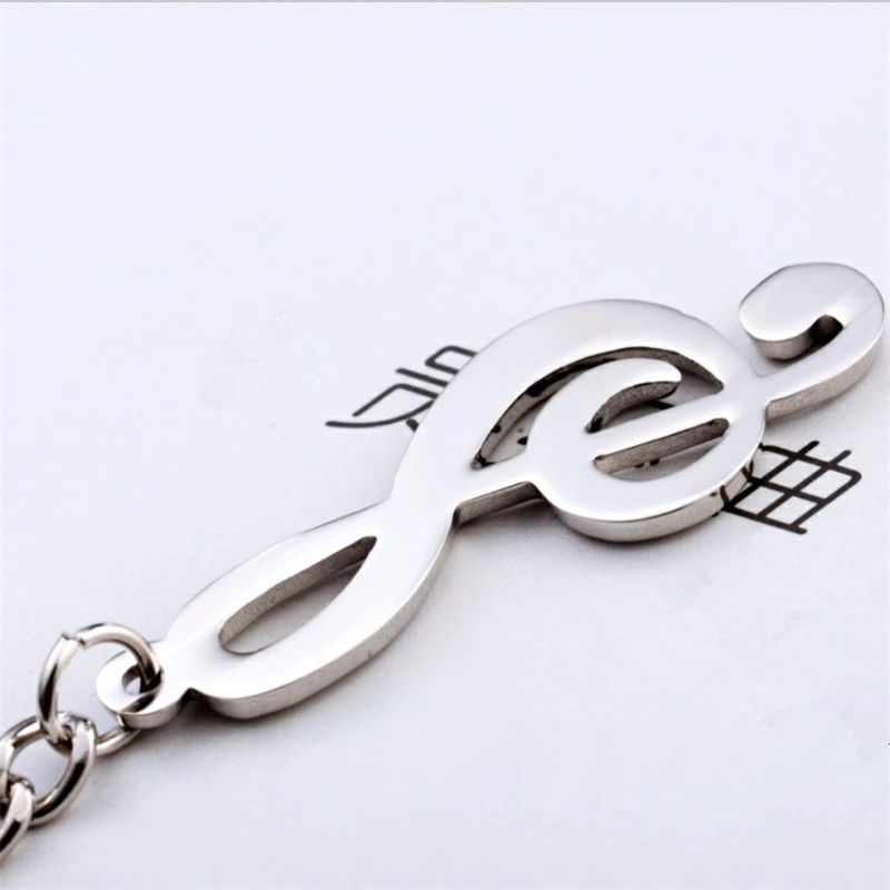 2023 New keychain key ring silver plated musical note keyring for bag car metal music symbol key chains