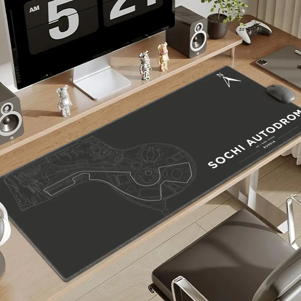 New Arrivals Formula 1 Racing Circuit Mouse Pad Desk Cute HD Desk Pad Extended Gaming Keyboard Mats Large Gamer Mousepad 90x40