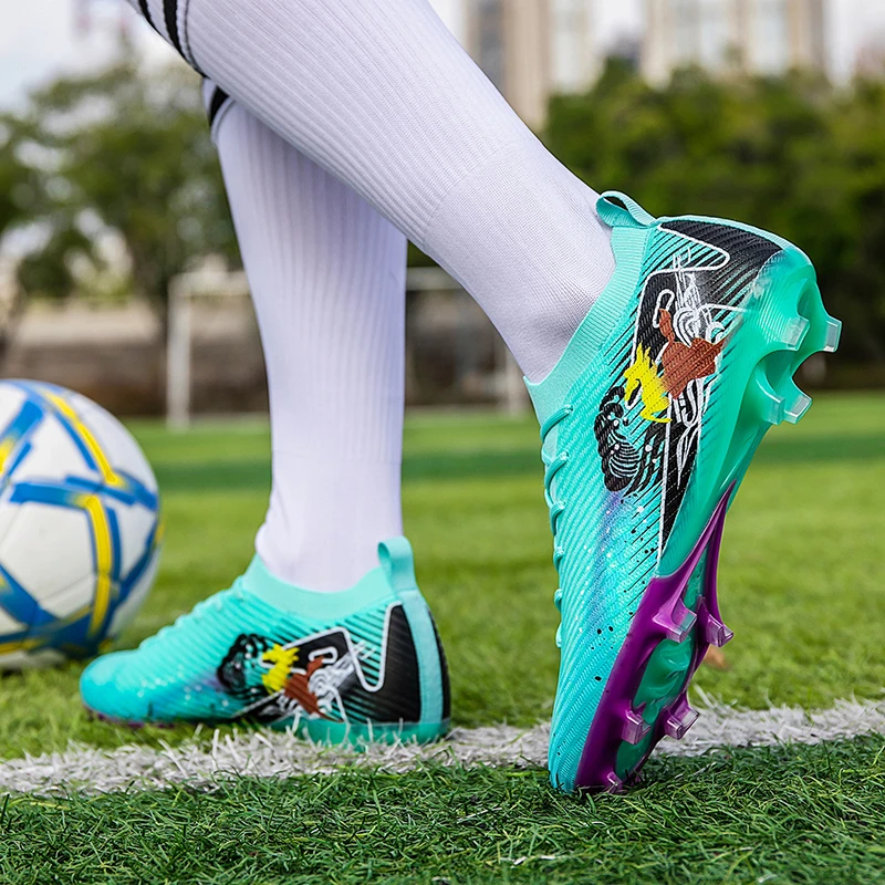 Men New Football Boots Professional Original Resistant Casual Male Soccer Shoes High Quality Ultralight Non Slip Football Shoes
