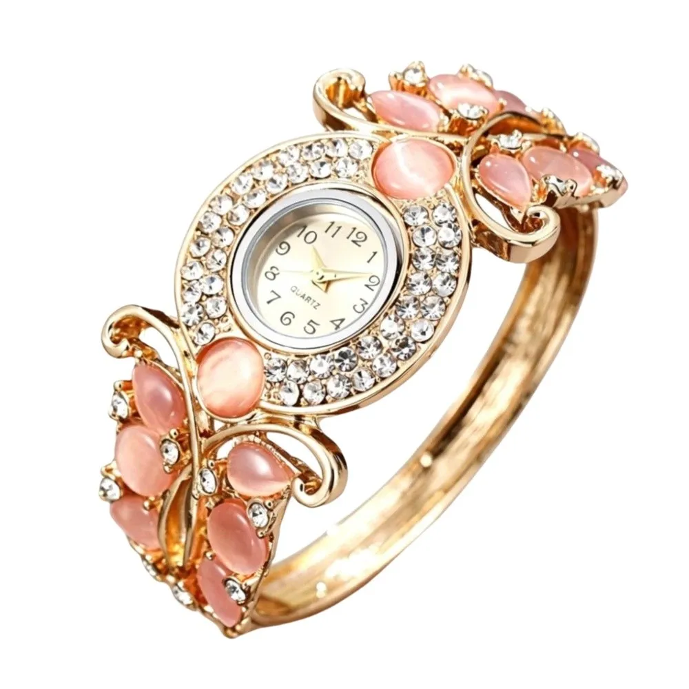 Rich In Flowers Vintage Watch Round Dial Rhinestone Bracelet Quartz Watch Crystal Jewelry Versatile Design Ladies Wristwatch