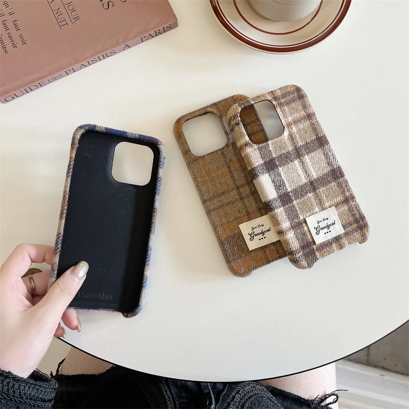 Корейский популярный милый решетчатый шерстяной овечий пушистый меховой чехол для iPhone 13 14 15 16 Pro Max, роскошный зимний пушистый плюшевый грелка для рук