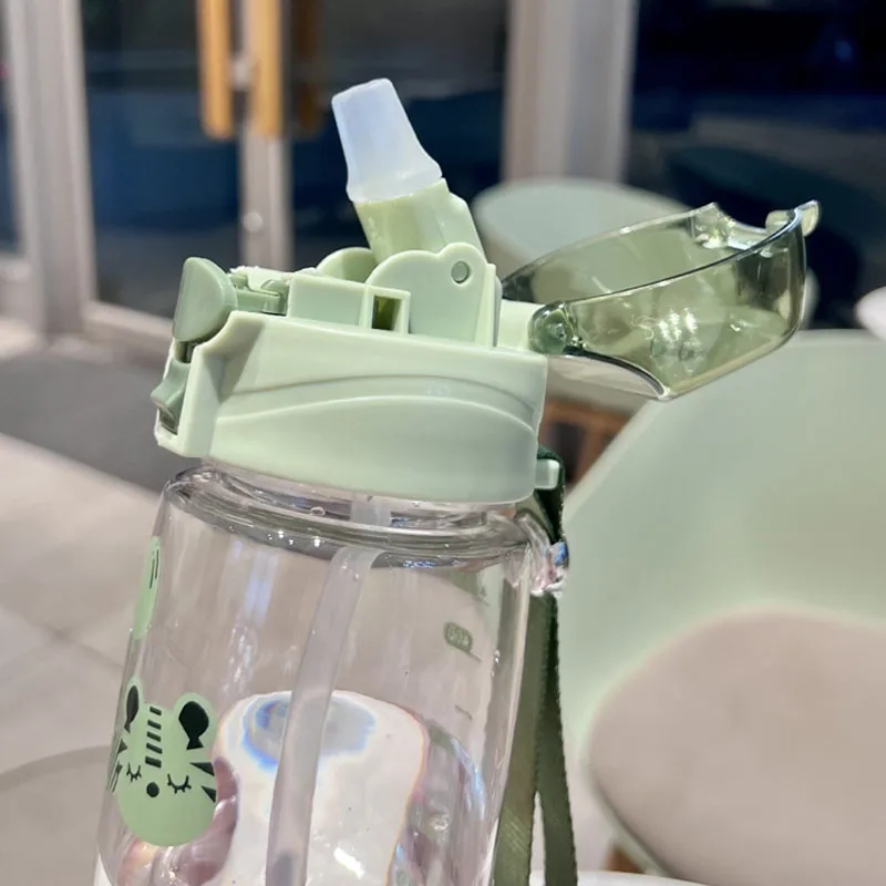 550ml Kids Sippy Cup Spill Proof 3