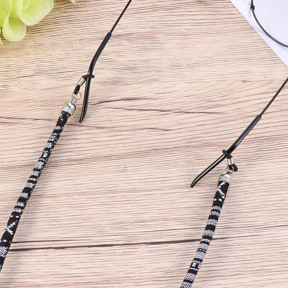 

Delicate Ethnic Style Eyeglass Chain Anti Loss Glasses Cord Retainer Strap For Men Women Sunglasses Optical Frames Adjustable