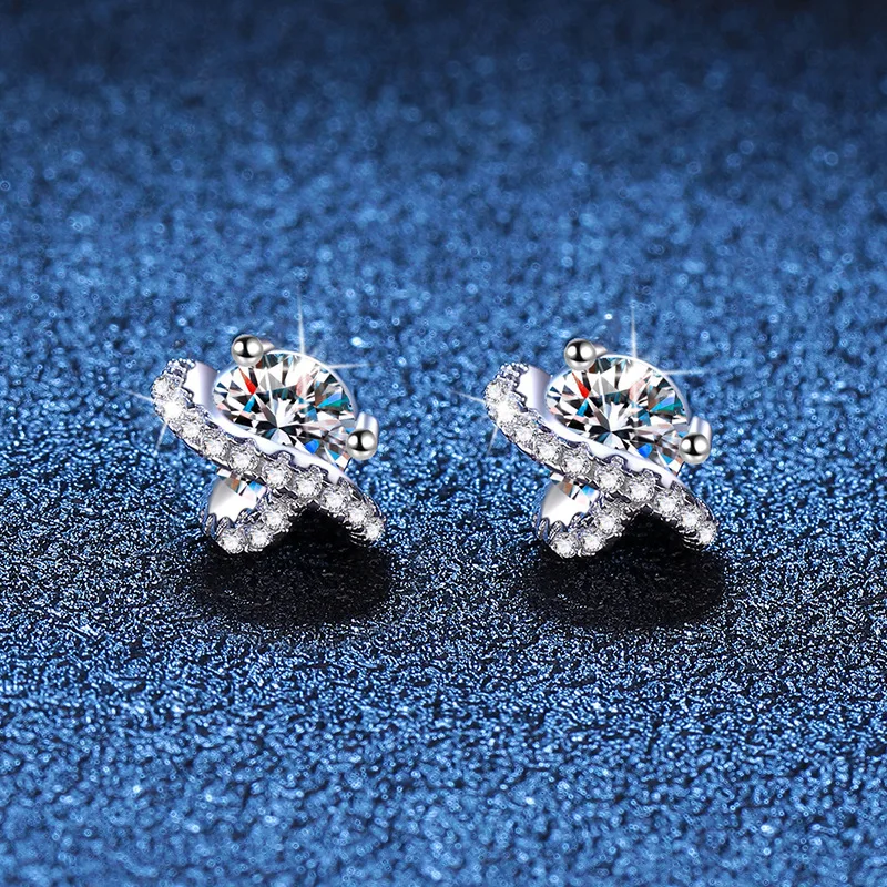 

Platinum PT950 18K Gold Earrings Made of Moissanite, Personalizedand Luxurious. Universe Star 1 Carat D-color Moissaniteearrings