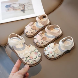 Girls' Sandals 2024 Summer New Baotou Shoes Children's Soft Sole Fashion Princess Shoes Chinese Style Embroidery Trend 2507