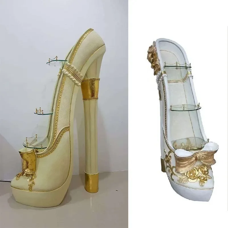 High-end European furniture wine cabinet large floor ornament wine rack display stand crown creative studio golden shelf shoes