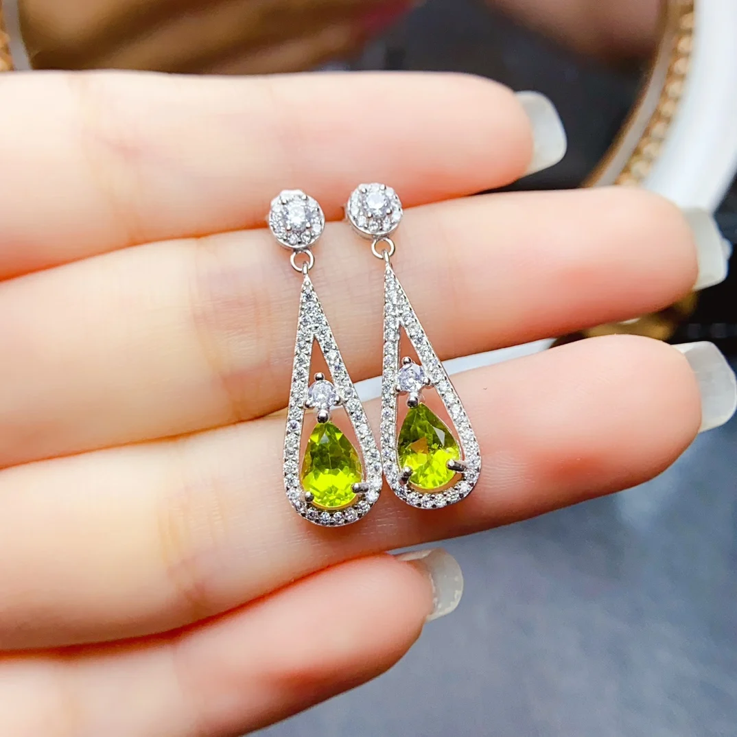 

FS 5*7mm Natural Olivine Earrings S925 Sterling Silver for Women Fine Charm Weddings Jewelry Certificate MeiBaPJ Official Store