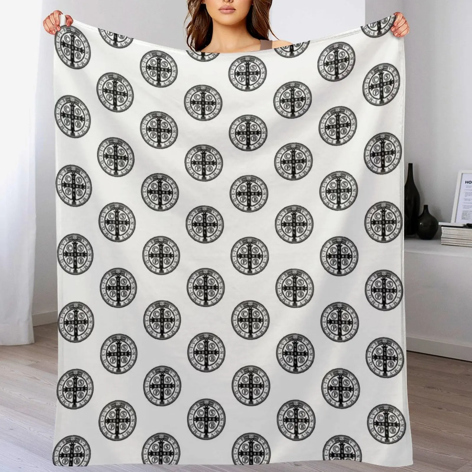 Saint Benedict Medal (back) Throw Blanket Soft Beds Single Luxury Designer Large Blankets