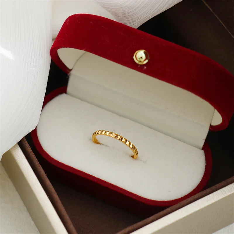 Stainless Steel Rivet Rings Punk Charm Pyramid & Dangle Circle Rings For Men Women Minimalist Jewelry for Wedding Gift