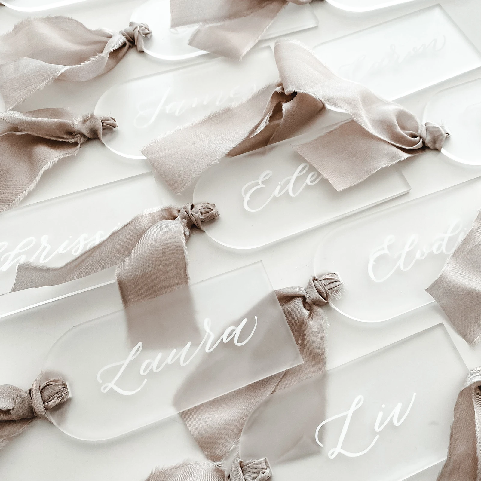 Mirror Gold Acrylic Place Cards DIY Blank Hanging Tags for Wedding Table Decor,Birthday,Centerpiece,Party,Anniversary,Event