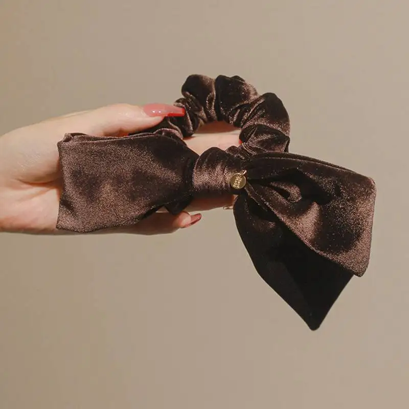 قطعة واحدة من حلقة الشعر المخملية الأنيقة الجديدة، ربطة شعر بسيطة وأنيقة للنساء
