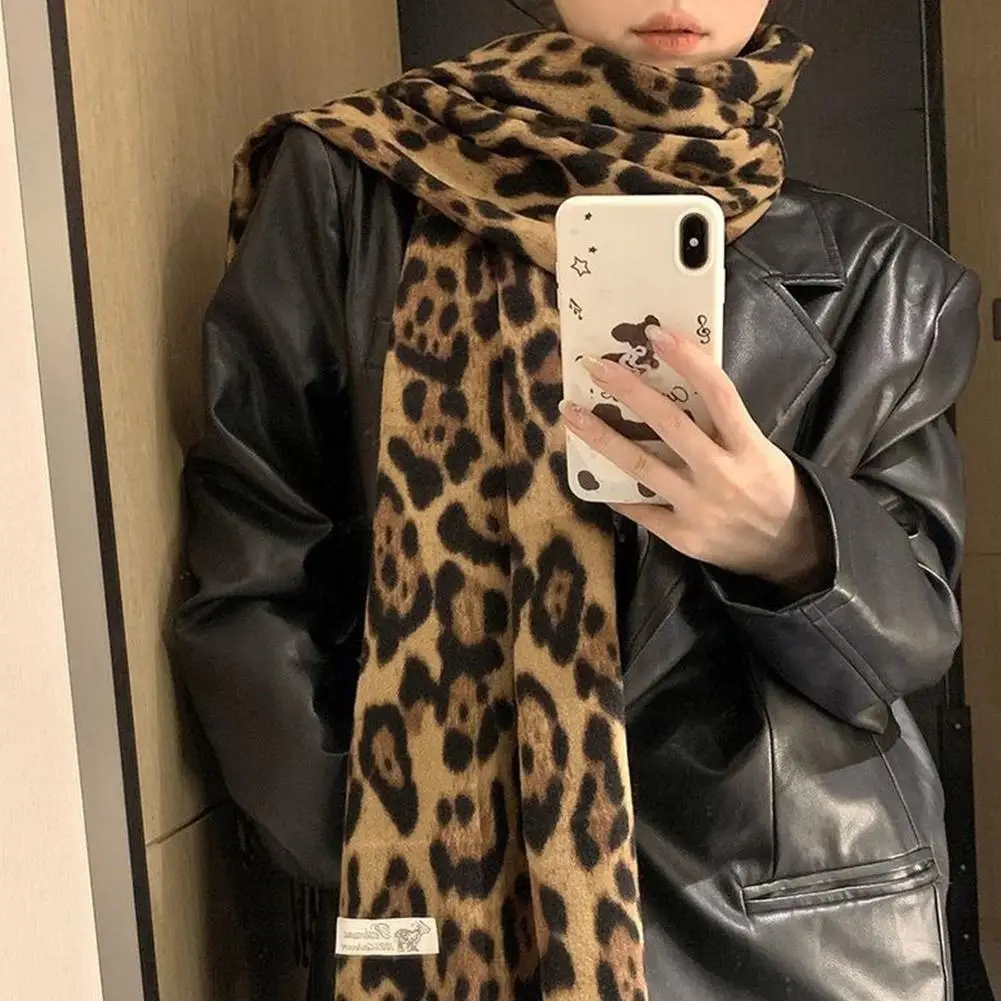 Leopard Scarf Imitation Cashmere Neckerchief For Women Winter Top Selling Scarf Neck Cover Outdoor Windproof Neckerchief