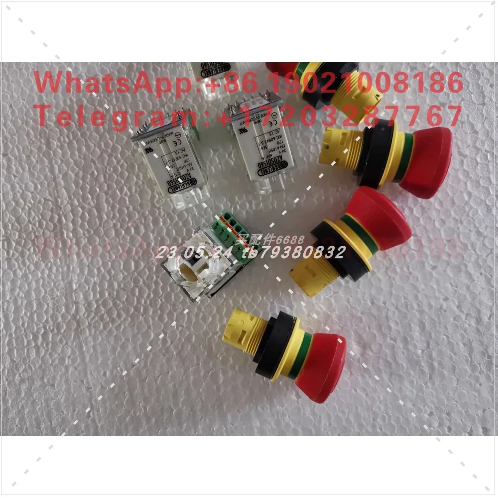 New original AZ0S0I560 push button switch