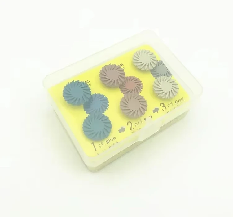 

A RA Composites Polishings Kit With Diamonds Sand SDentalS Material