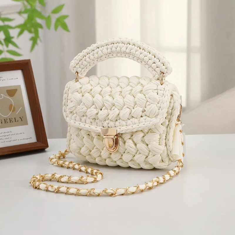

Women's Chain Strap Crochet Crossbody Bag Handmade Chunky Knit Small Square Clasp Top Handle Versatile Daily