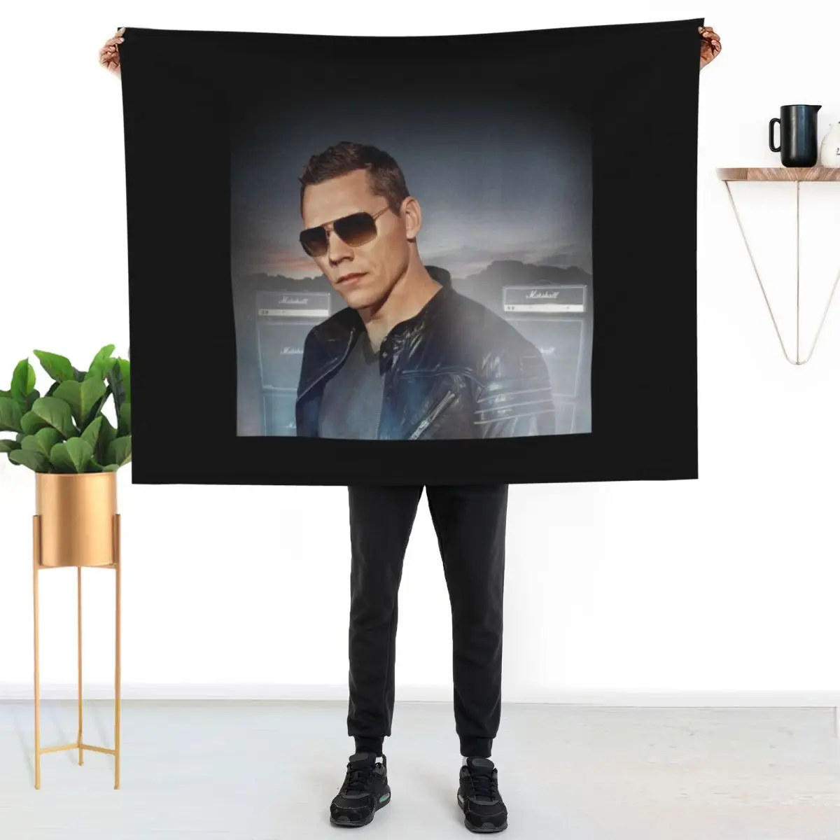 

Tiesto Throw Blanket Warm Plush Fuzzy Blanket for Living Room