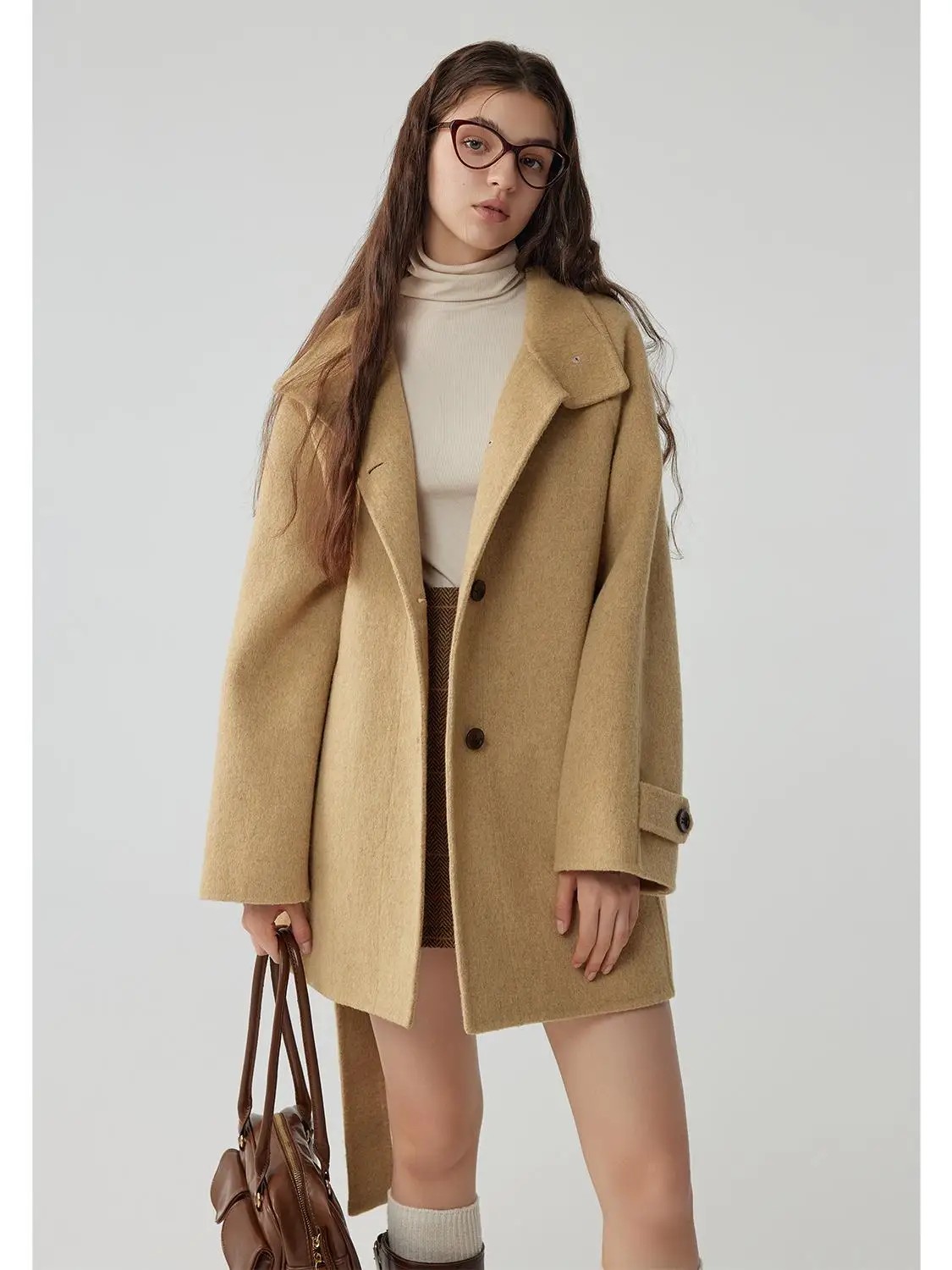 

GSSMZ Korean Sle Loose Woolen Coat Women's 2025 Winter New High-End Feeling Outerwear Long Sve Wool 00%