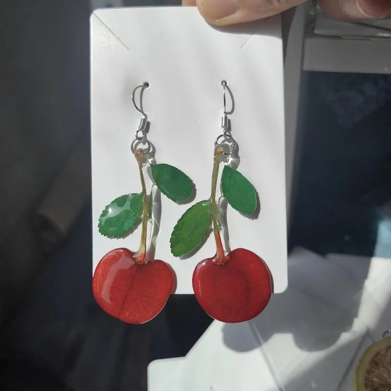

Natural Fruit Slices Series Cute Earrings Handmaking Epoxy Resin Natural Strawberry Cherry Earrings Statement Jewelry Wholesale