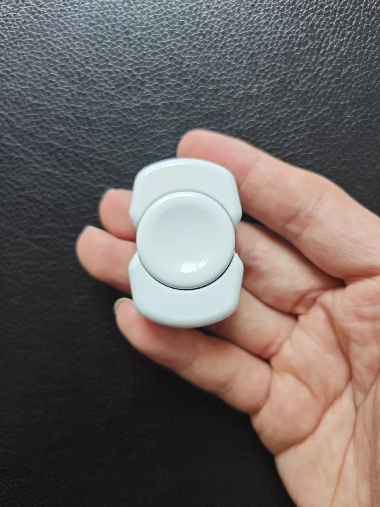 AT Dark Mini Thick Fingertip Gyroscope EDC