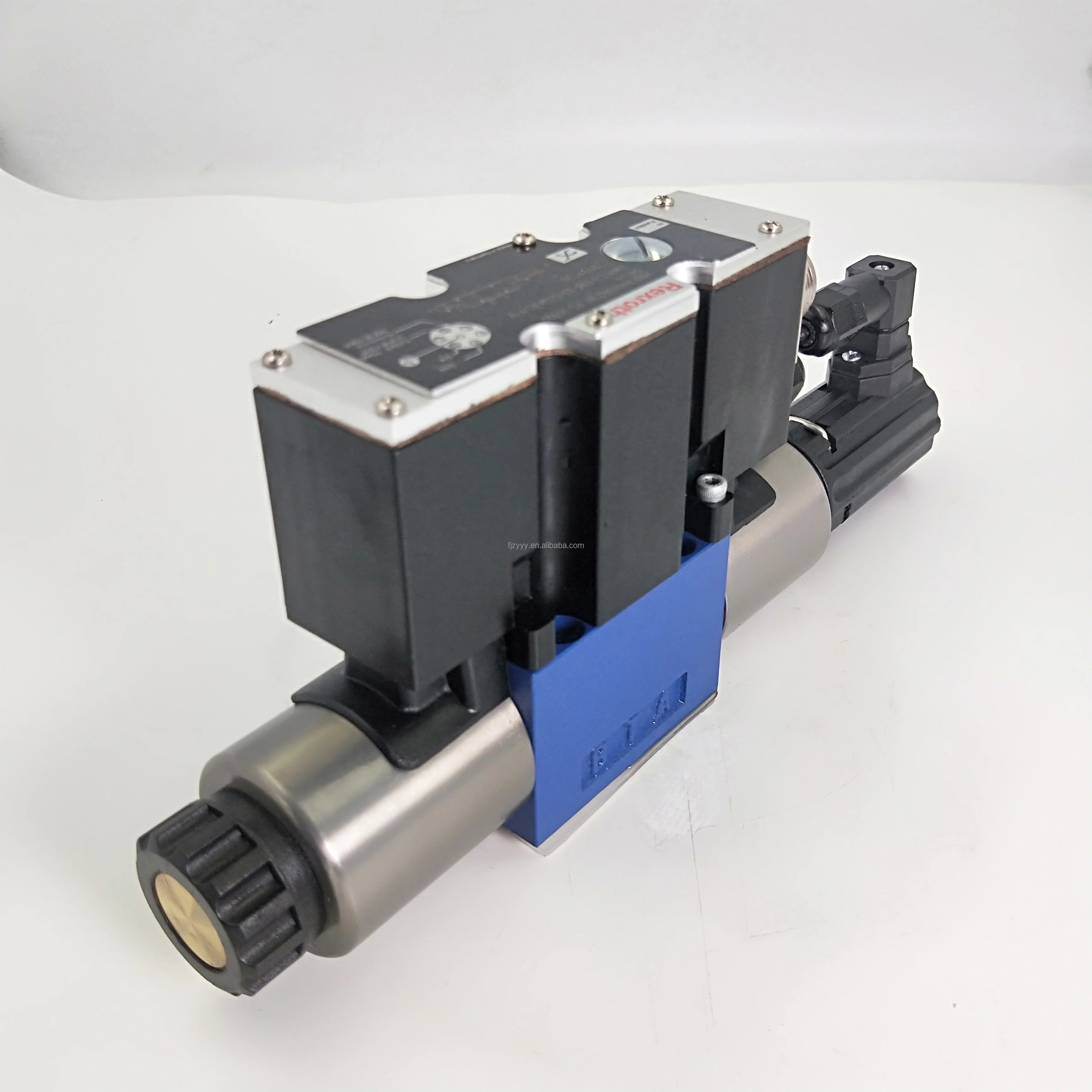 ZHENYUAN Hydraulic Valve 4WREE 6 8 10 Series 4WREE 6 E32-2XG24K31/AIV 4WREE 6 E08 -20/G24K31/A1V Proportional Reversal Valve