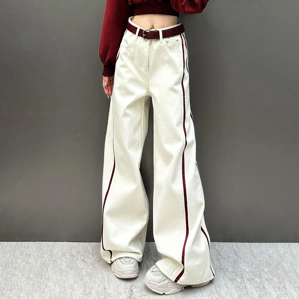 

Женские свободные джинсы с широкими штанинами, весна 2026, утягивающие джинсовые брюки для фигуры типа «груша», с высокой талией, контрастной строчкой, повседневные брюки